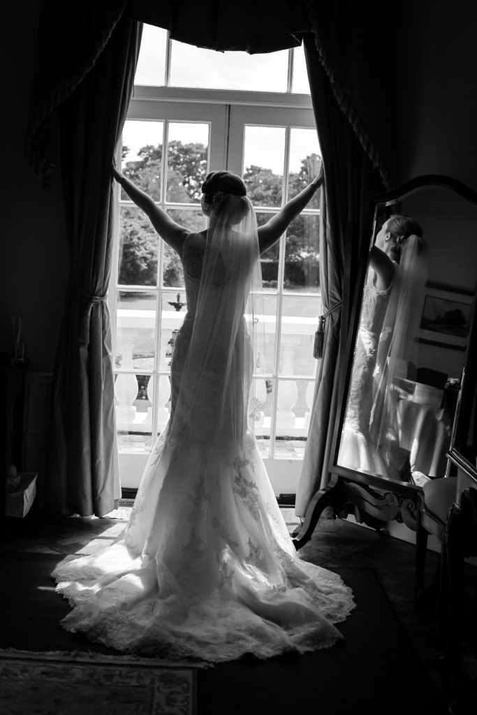 Devon Wedding photography on the beach. Destination wedding photography. Devon Wedding photographers,