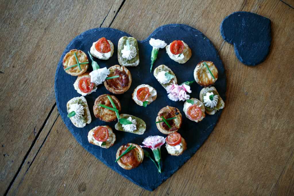 Devon Wedding photography on the beach. Destination wedding photography. Devon Wedding photographers,