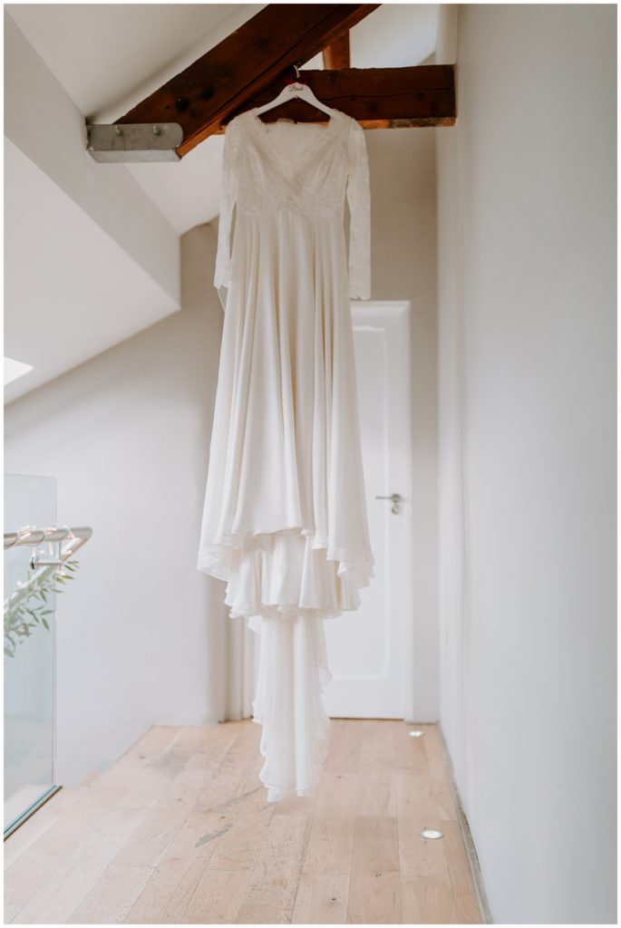 Trevenna Barn Photography wedding dress