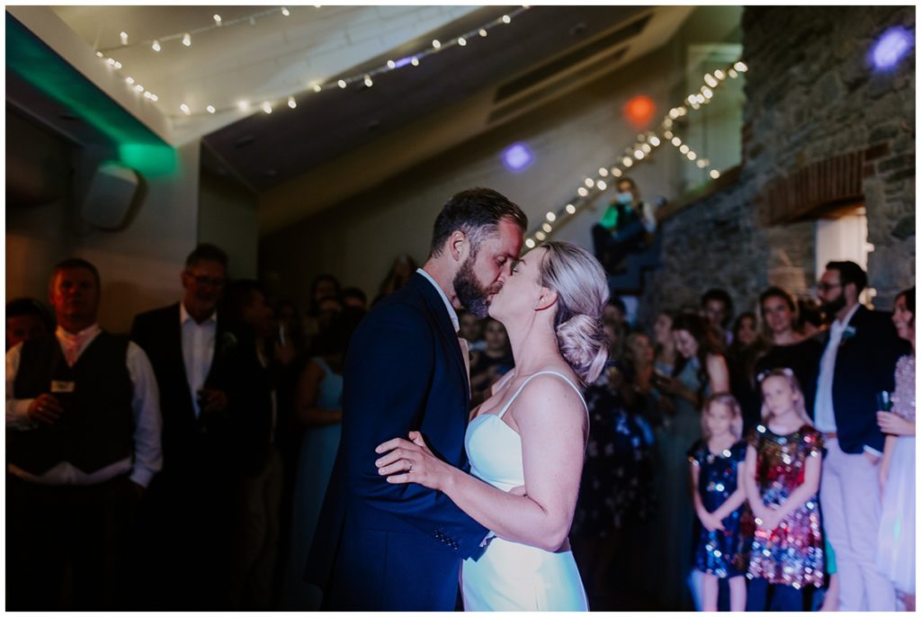 Trevenna Barn Wedding Photography first dance