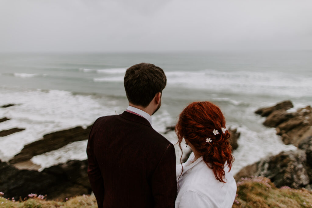romantic elopement wedding image in Cornwall